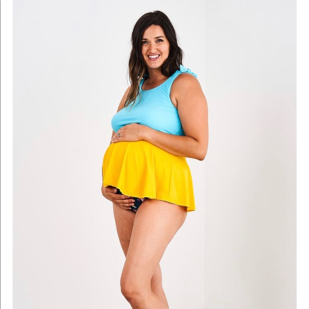 Open to trades - Latched Mama Nursing Swim Tank